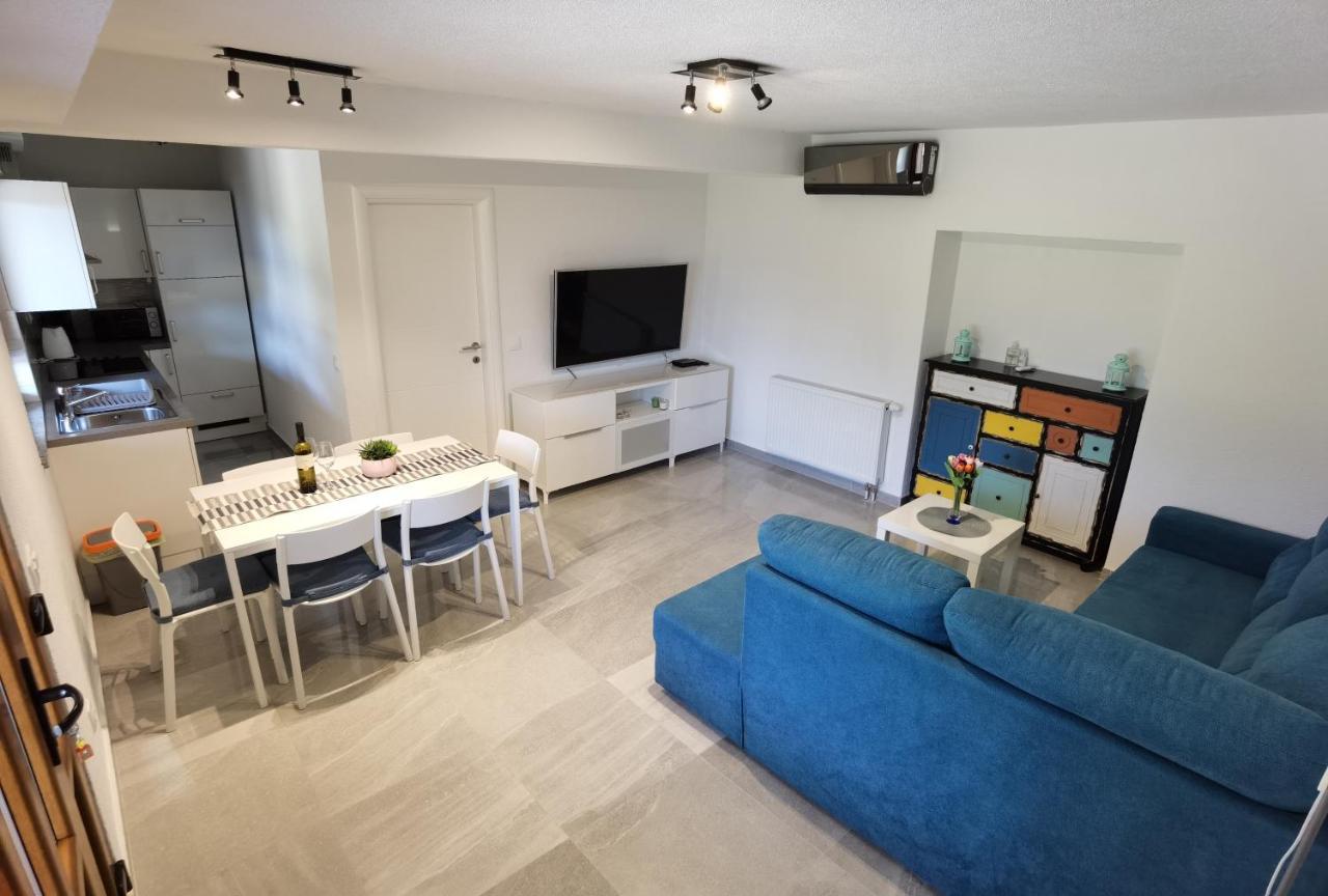 Apartman Bura Posedarje Exterior foto