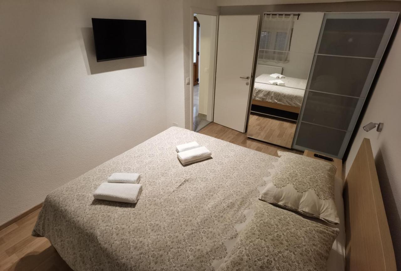 Apartman Bura Posedarje Exterior foto
