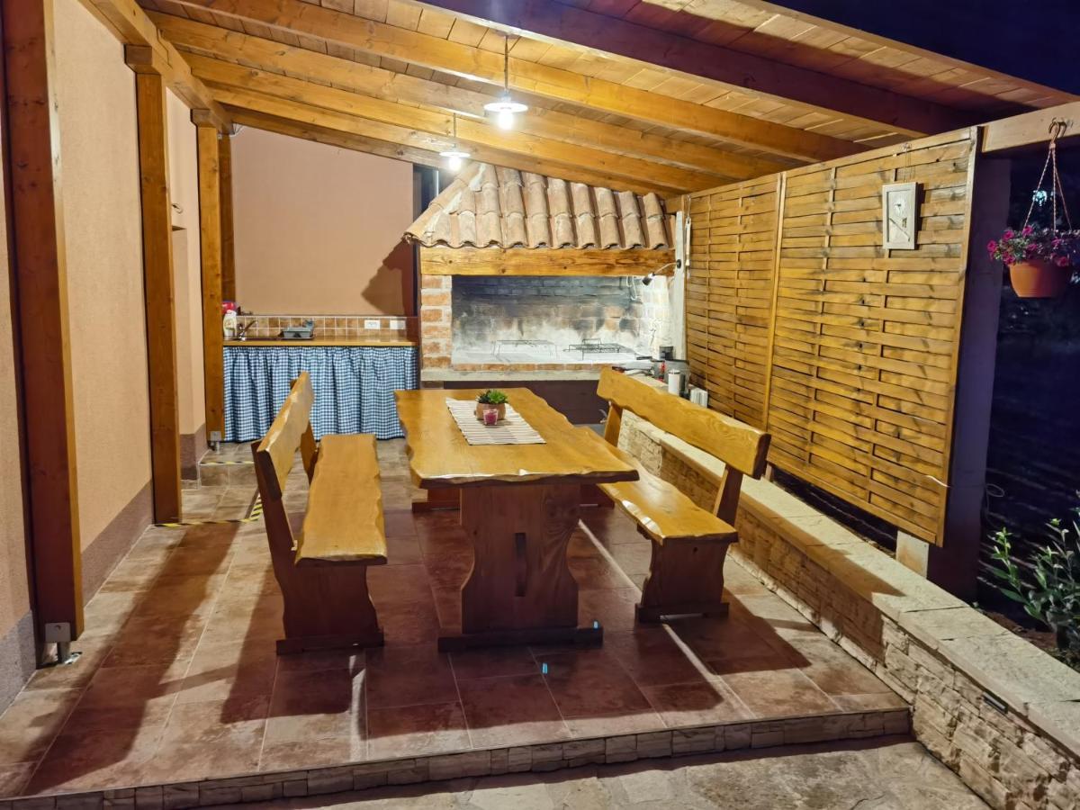 Apartman Bura Posedarje Exterior foto