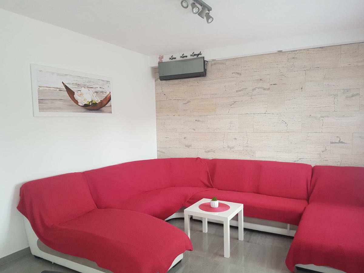 Apartman Bura Posedarje Exterior foto